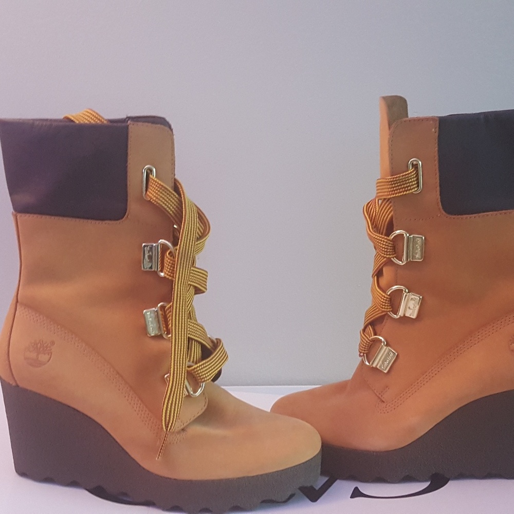 COPY - Ladies timberlands wedge boots